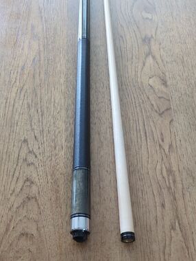 Two-Piece Pool Cue - Black Handle with Natural Shaft
